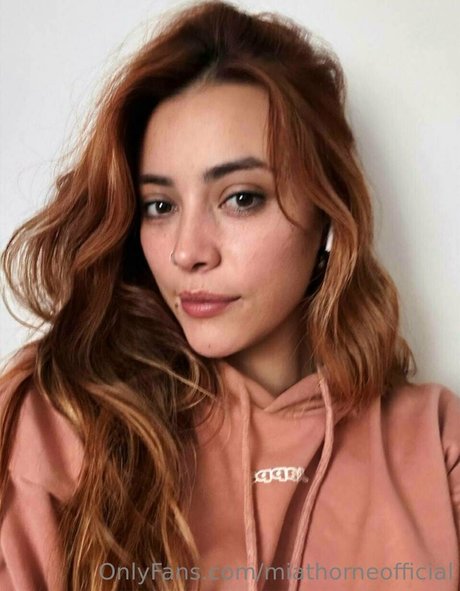 miathorneofficial perfect model pics