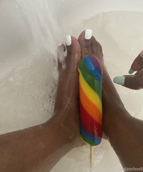 chocolatefeet8 model xxx pic