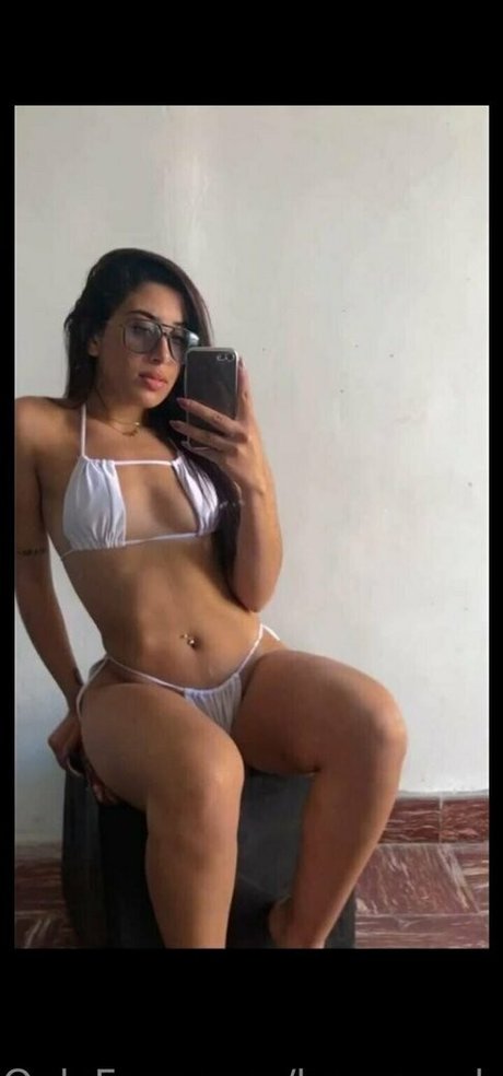 harmonylulu model pretty img