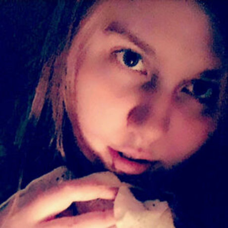 Supanostalgic model naked pics