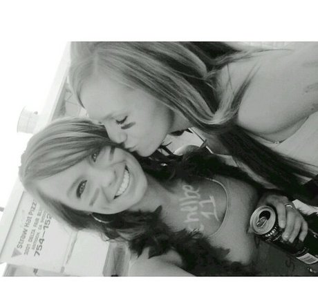 Amber BeIarski pornstar sex pictures