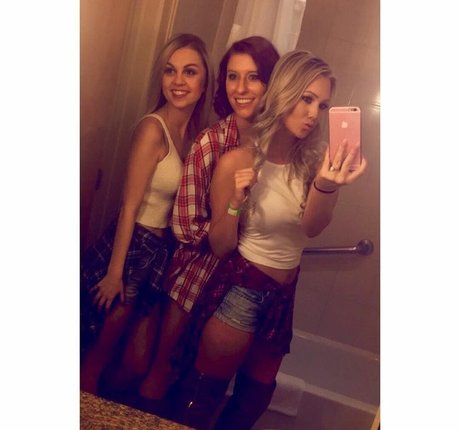 Amber BeIarski star sex pics