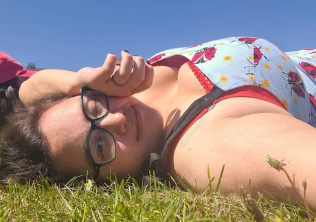 janineaam model nudes photos