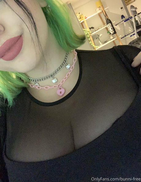 bunni free pretty pornstar photos