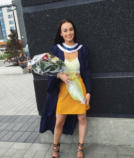 Logan Fabbro star erotic image