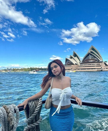 blazingggblaiseee free actress picture