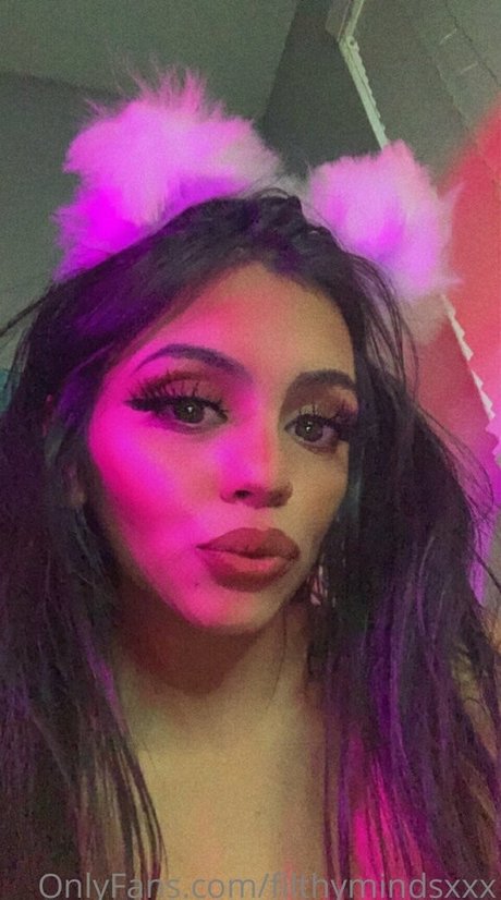 Sasha Sweetness naked model pics