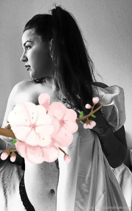 rosalie2311 nude model image