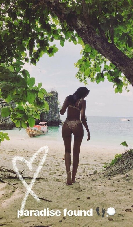 jaruwanzehrer model nice photos