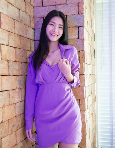 vanillalingx exclusive model img