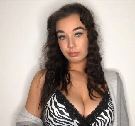 Anna Langley model sex photos