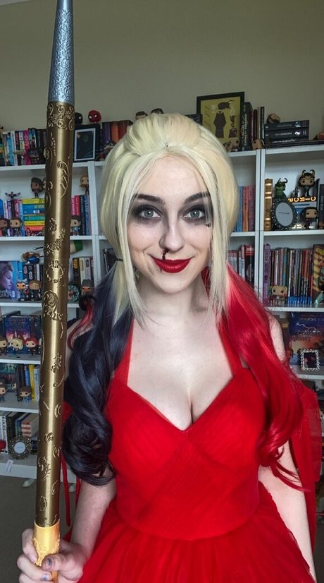 Ashlee Tayla hot actress images