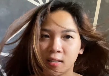 Carizassy Vlogs model naked photo