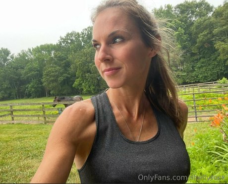 shellyrock pornstar art gallery