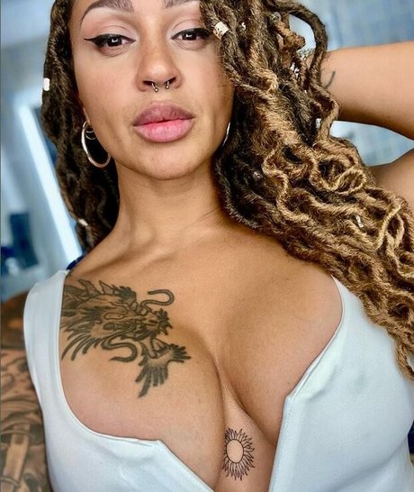 kristinmaried model xxx image