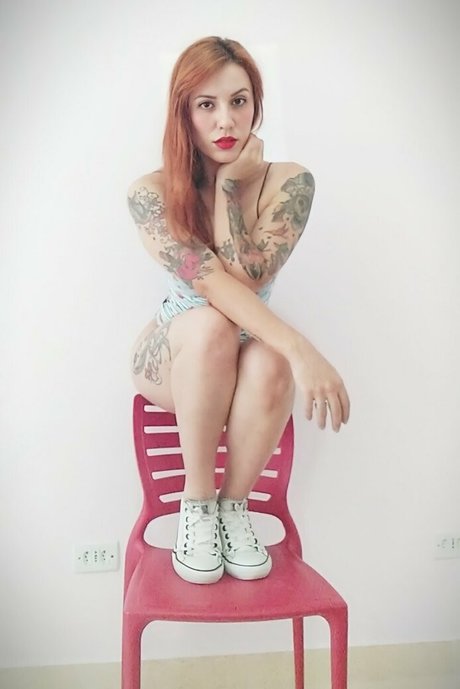 alyriafree star sexy img