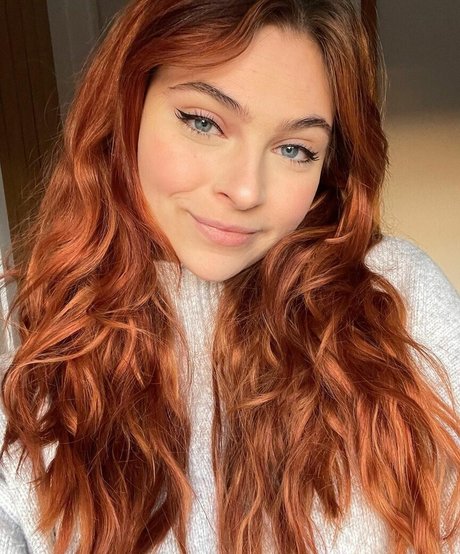 mushutwitch beautiful pornstar pictures