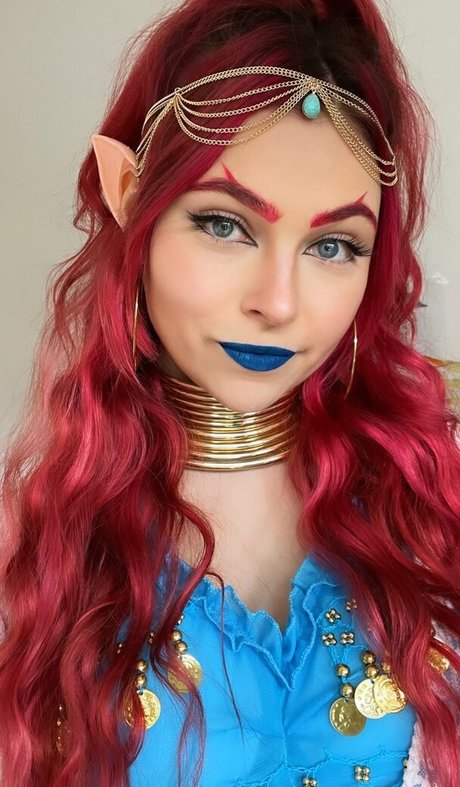 mushutwitch star nude images