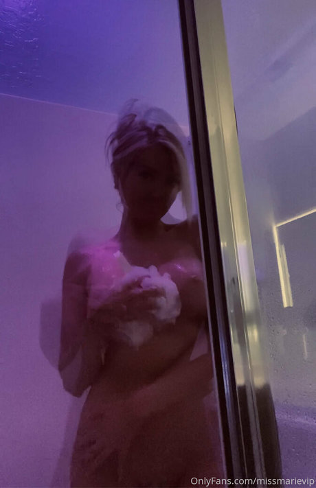 colleenmmcginniss nude star galleries