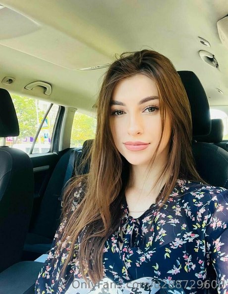 annie minor star nude images