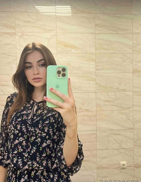 annie minor pornstar art gallery