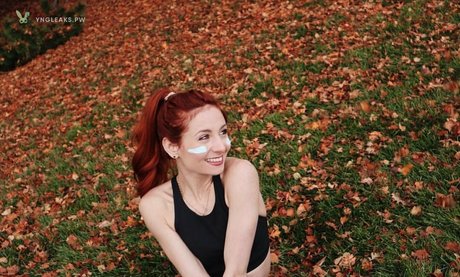 Tarah Kayne pretty actress archive