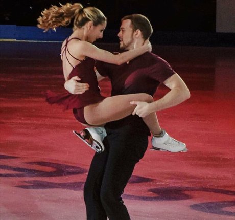 Tarah Kayne pretty pornstar pics