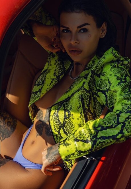 Lady Vamp nudes star pics