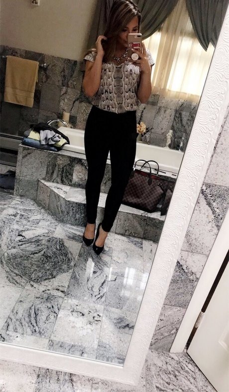 Lizzy Decologero star exclusive pic