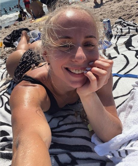 Anastasia Gavrilova naked star images