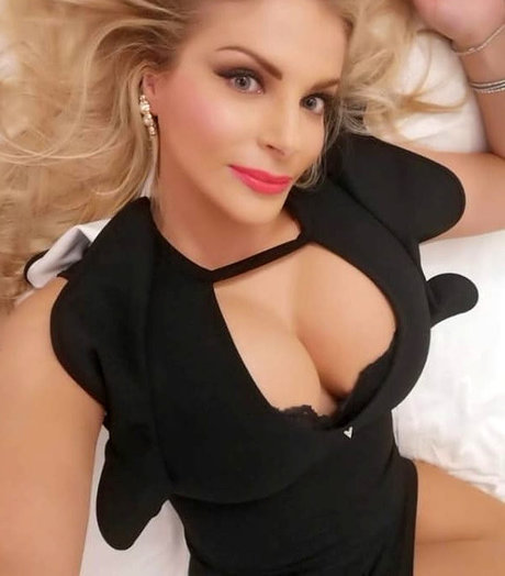 Francesca Cipriani high quality pornstar pictures