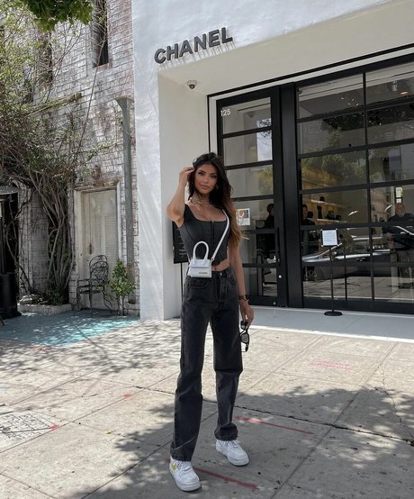 Sarah Sunita erotic star pic