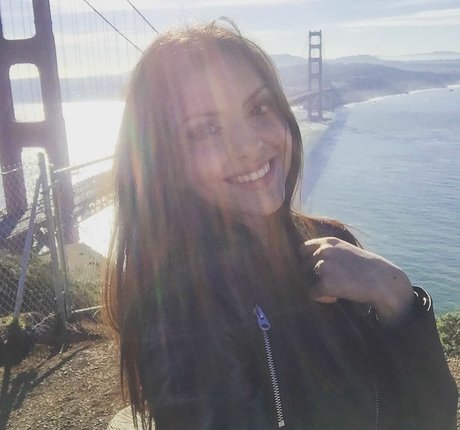 Sarah Sunita nude model gallery