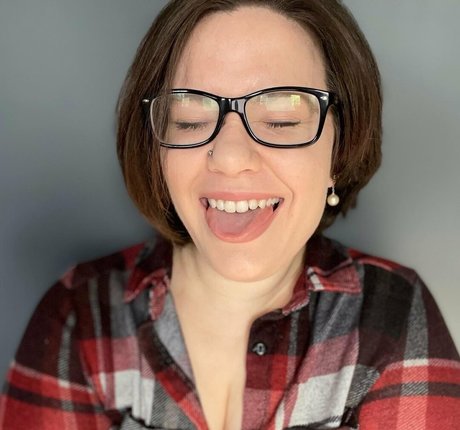 jennikatfree model pretty photos