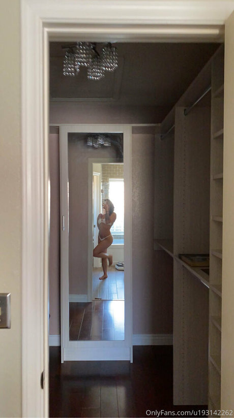 Lilibaby18 exclusive star img