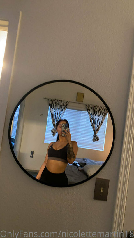 Lilibaby18 model sexy pic