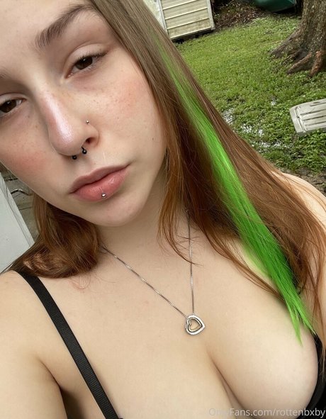 rottenbxby model exclusive photo