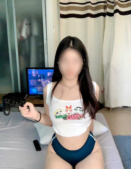 ivylubomb adult star image