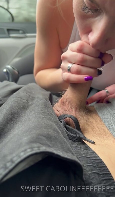 _Caroline Skubal art star picture