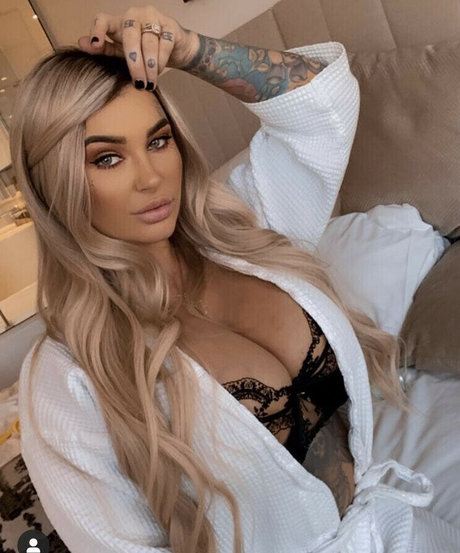 Allaina Vader beautiful star image