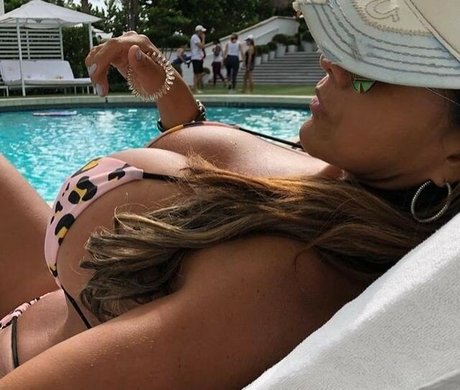 Yliana Diaz star erotic image