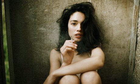 Ella Flare nude pornstar pics