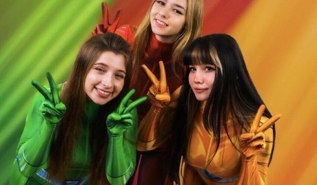 Shini Waifu model beautiful image