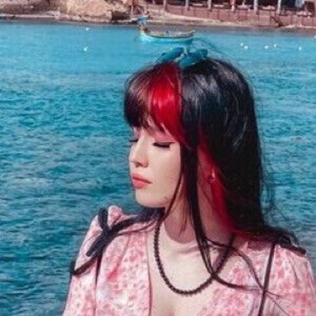 Shini Waifu pornstar pretty pics