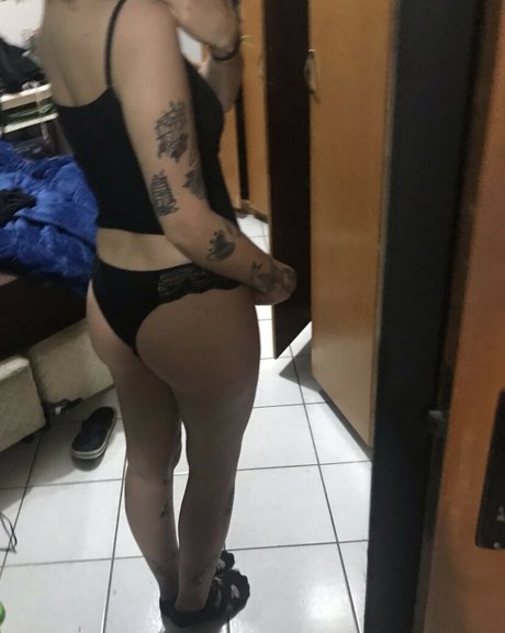 Agnees Monteiro free model photo