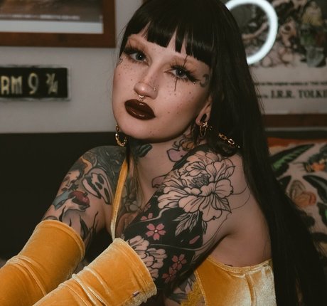 Hvileyrose model pics