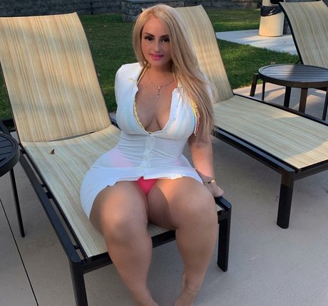 Ivoryyyyy porn actress pic