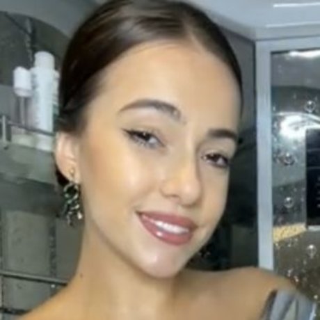 Rileysim88 hot pornstar archive