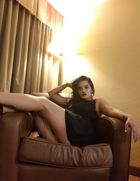 arckeyanne star top gallery