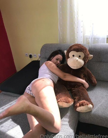 bellalittlefree22 hd model img